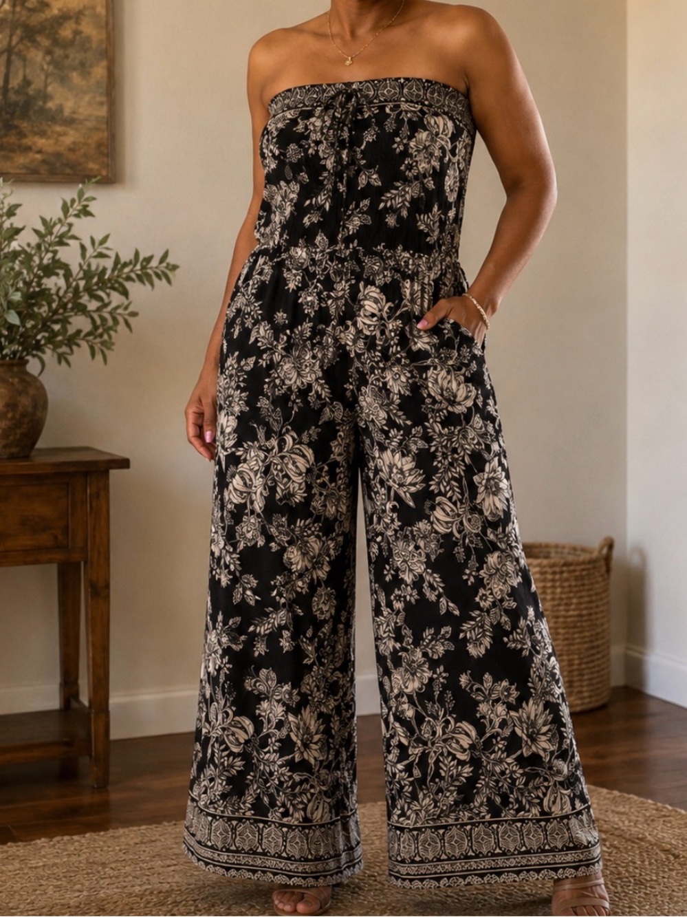 Black Floral Wide-Leg Jumpsuit with straps Size Large